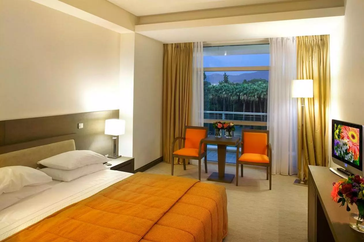 AMALIAHOTEL_SHABAVIZ (4).jpg